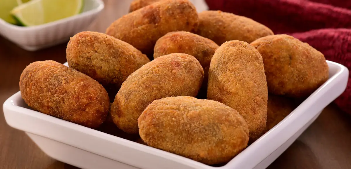 Croquete de carne moída crocante